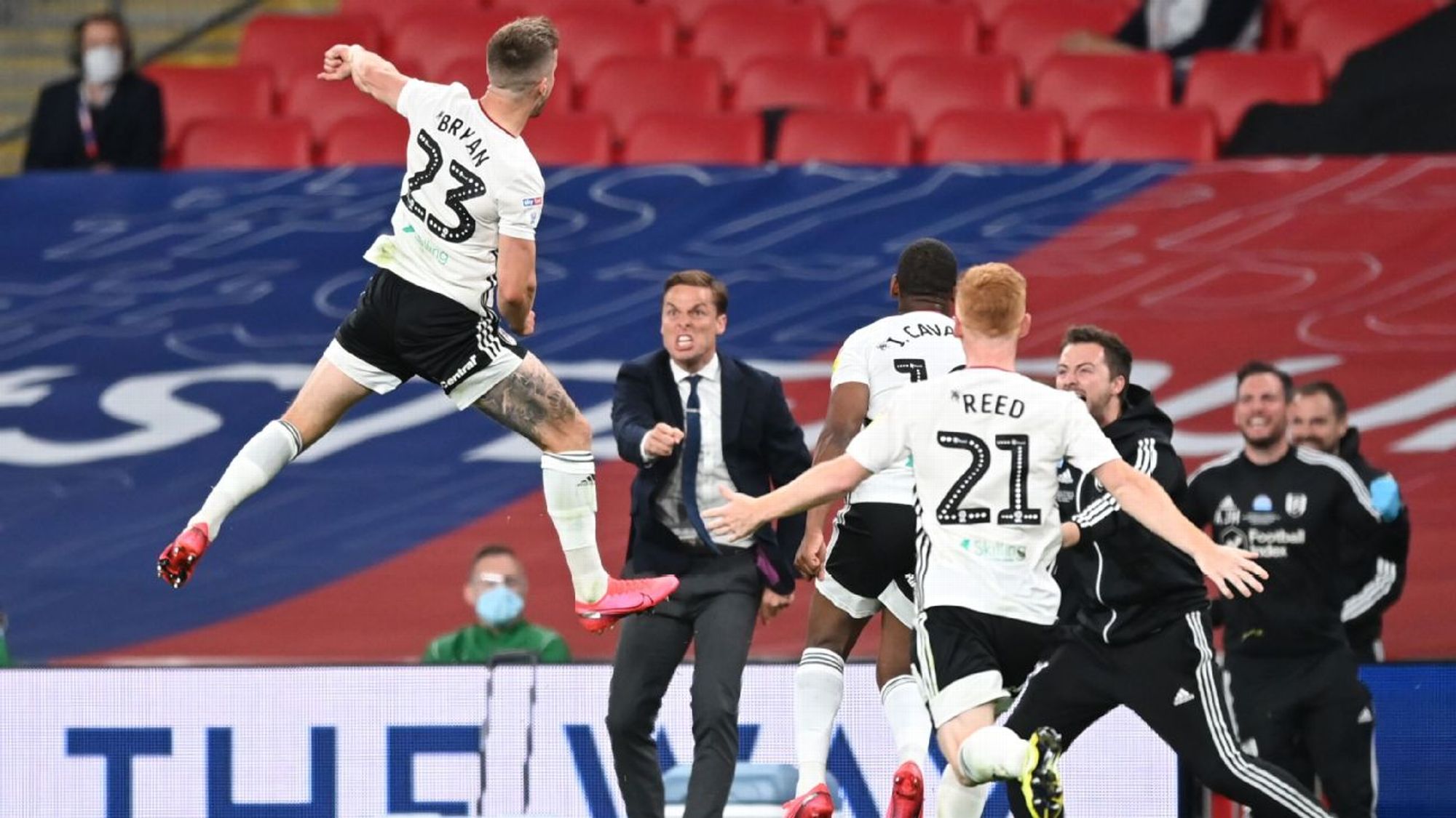 使他成为了 使他成为了