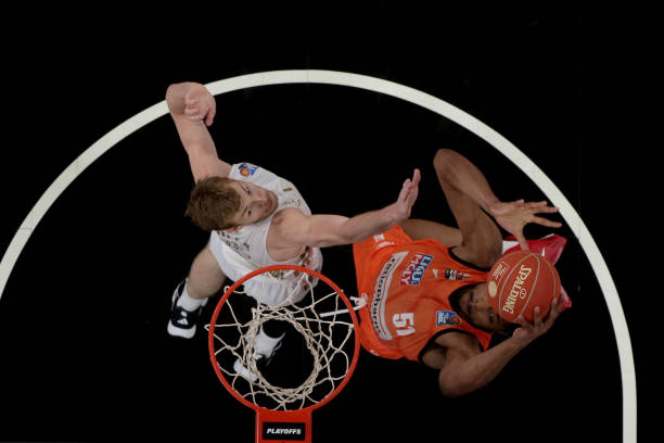 重建路上的 重建路上的